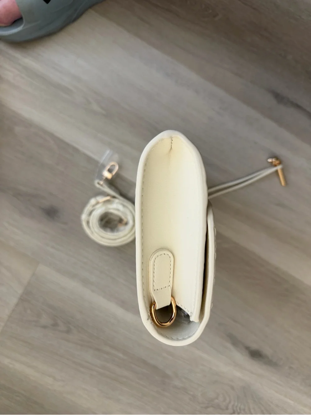Woven Vegan Leather Clutch Crossbody Bag in Cream with Gold Hardware NWT